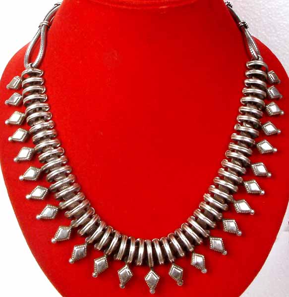 A Glorious Necklace from Ratangarh