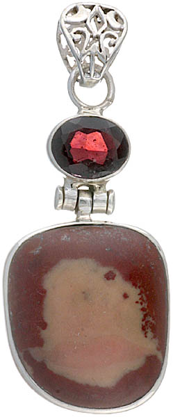 Agate Pendant with Faceted Garnet