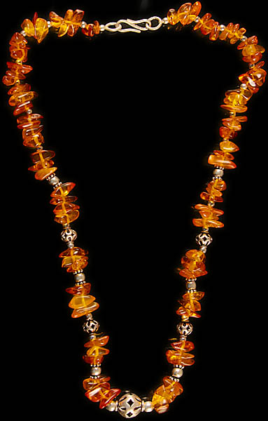 Amber Chips Beaded Necklace