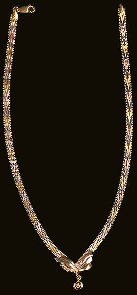 Triple Hued Necklace