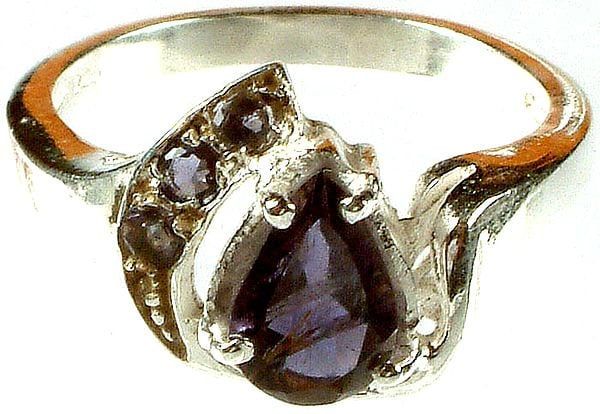 Fine Cut Iolite Ring