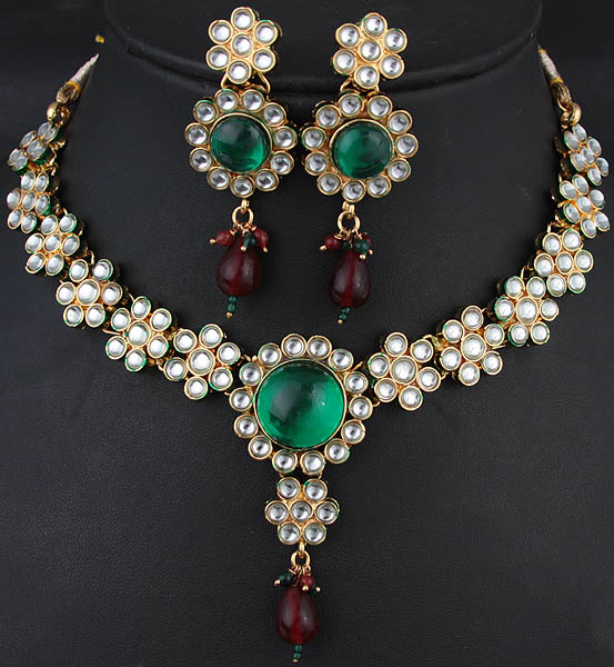 Kundan Necklace with Faux Ruby and Emerald