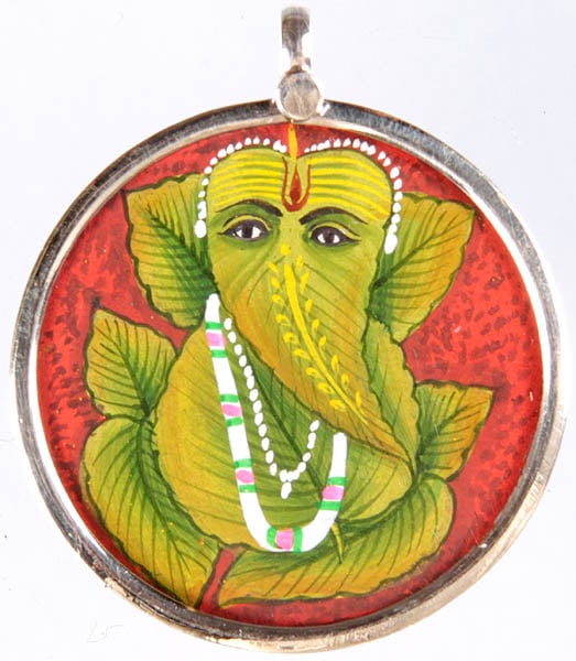 Designer Pipal Leaves Ganesha Pendant