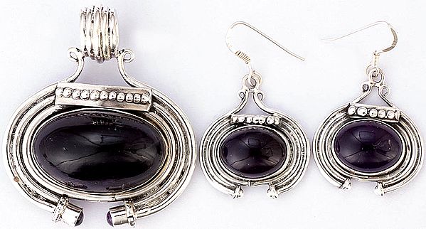 Amethyst Pendant with Earrings Set