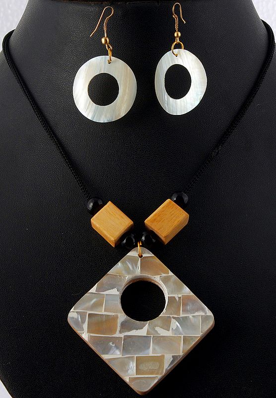 MOP Necklace with Earrings Set