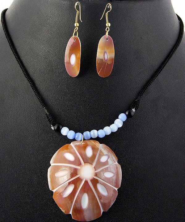 Carved MOP Necklace with Earrings Set