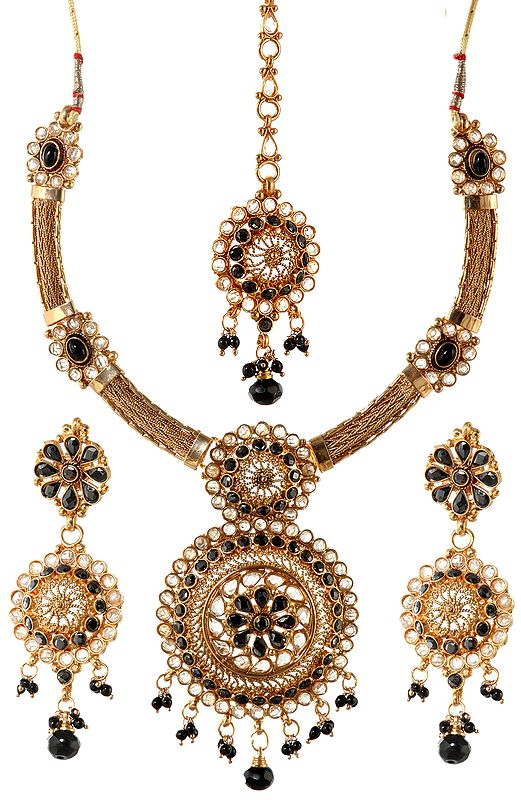Black Polki Necklace Set with Filigree and Large Medallion Pendant