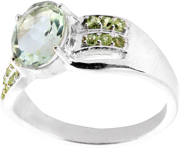Faceted Blue Topaz Ring with Peridot