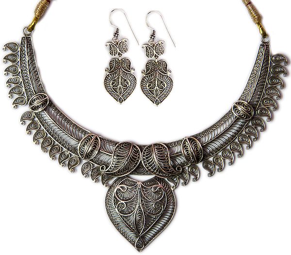 Superfine Filigree Necklace and Earrings Set