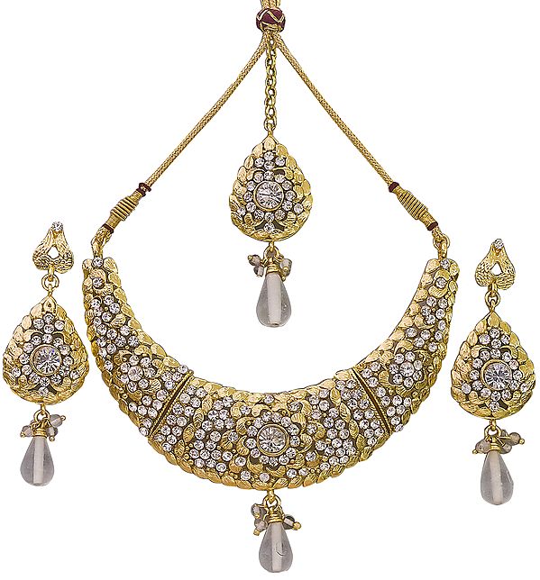 Kundan Necklace Set with Golden Accent