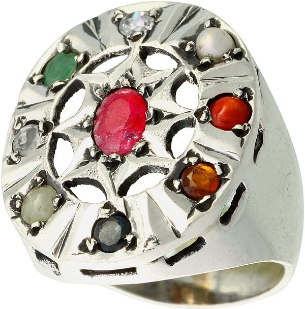 Navaratna Ring