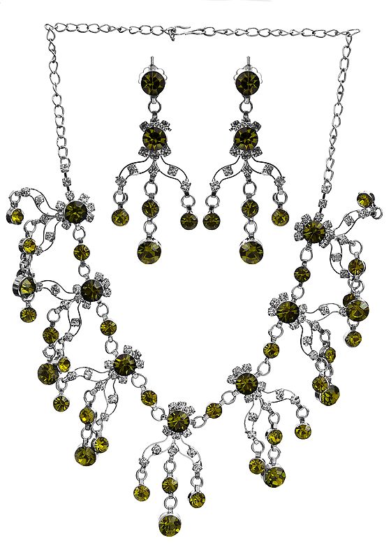Green Victorian Necklace with Earrings Set