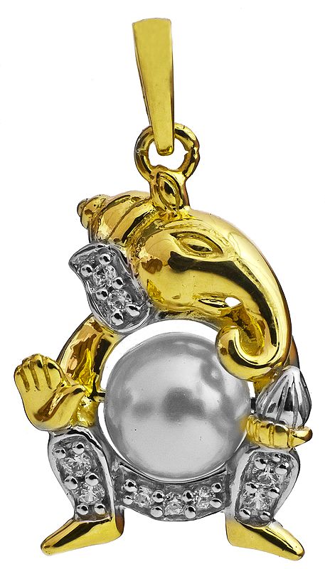 Lord Ganesha Pearl Pendant