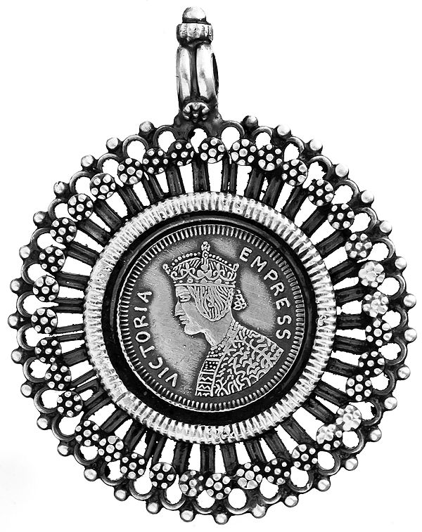 Empress Victoria Pendant