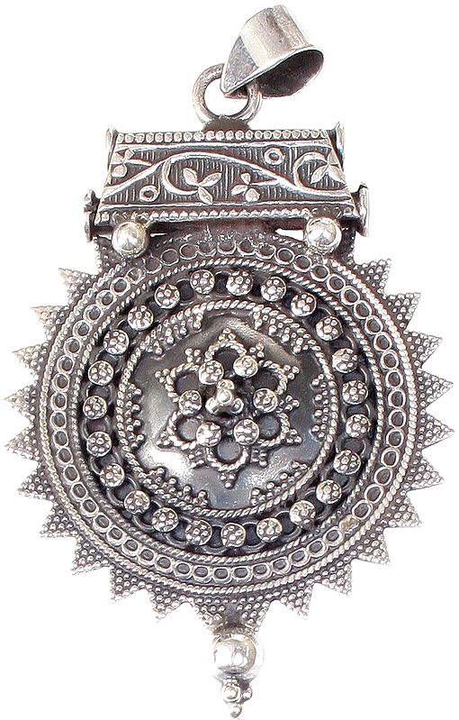 Handcrafted Pendant (South Indian Temple Jewelry)