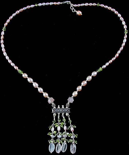 Pearl Necklace with Rose Quartz and Peridot