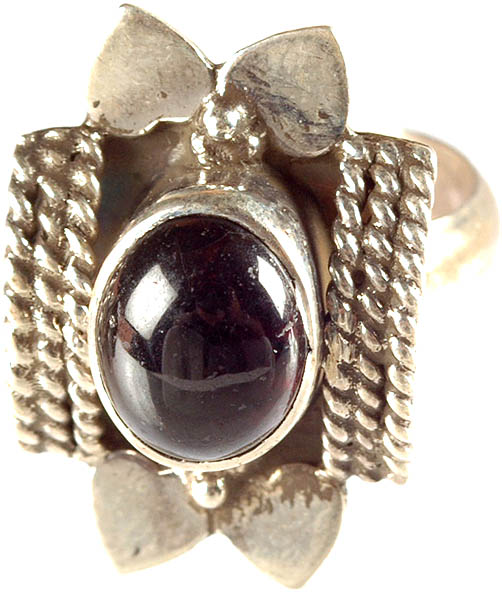 Antiquated Amethyst Finger Ring