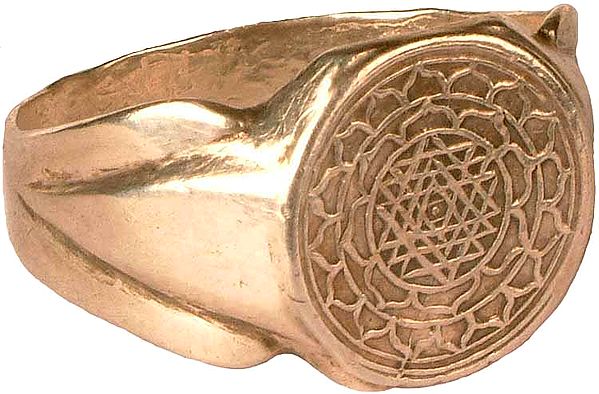 Antiquated Sri Yantra Ring