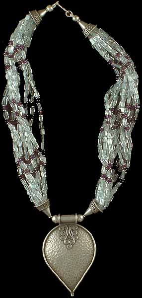 Aquamarine Bunch Necklace with Garnet and Yoni Pendant