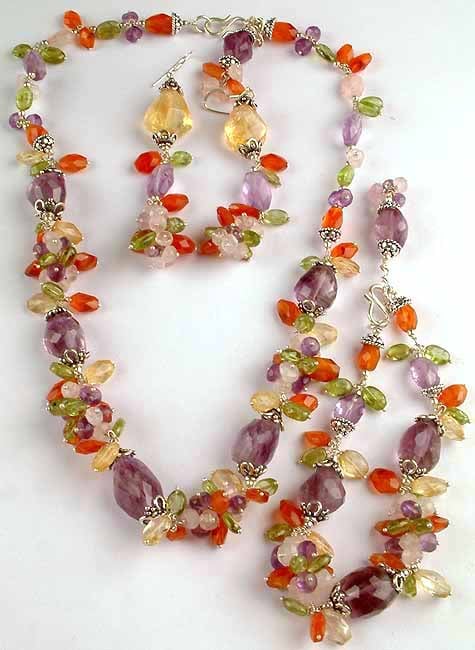 Beaded Necklace, Bracelet & Earrings Set