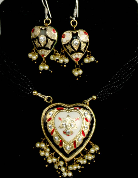 Black and Ivory Valentine Necklace Set with Gold and Red Accent