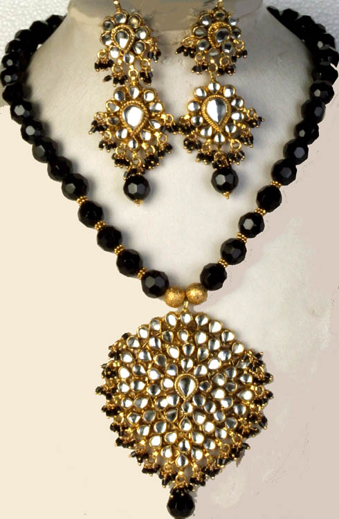 Black Kundan Necklace Set with Large Pendant | Exotic India Art