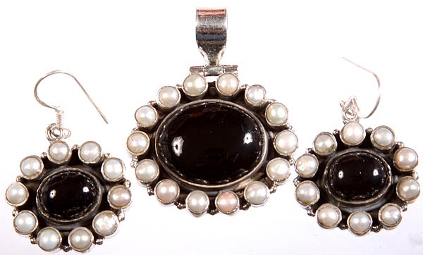 Black Onyx and Pearl Pendant with Matching Earrings Set