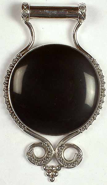 Black Onyx Mughal Pendant