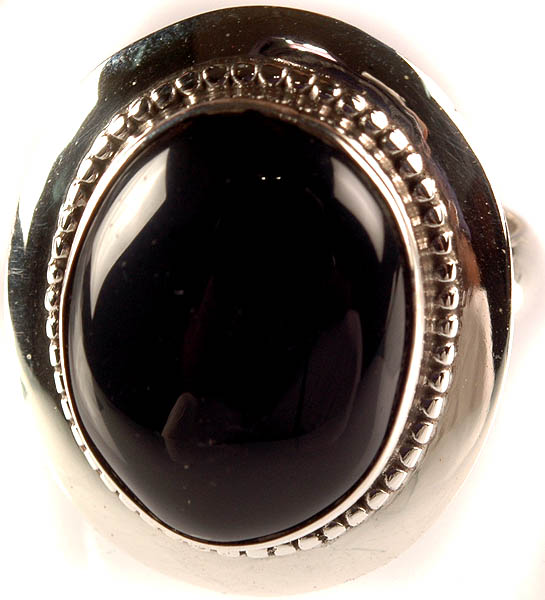 Black Onyx Oval Finger Ring