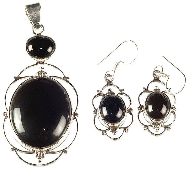 Black Onyx Oval Pendant with Earrings Set