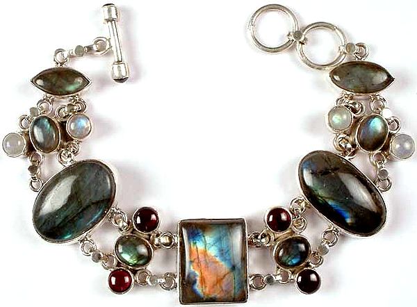 Bracelet of Labradorite, Garnet and Rainbow Moonstone