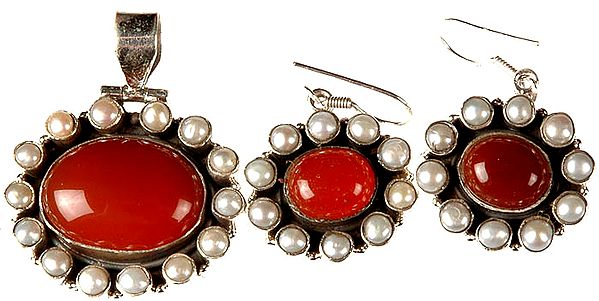 Carnelian and Pearl Pendant with Earrings Set