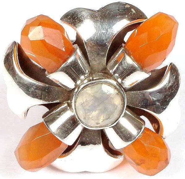 Carnelian Ring with Moonstone