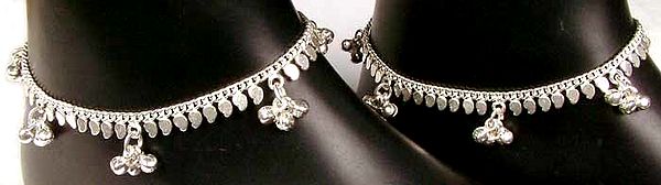 Charming Mango Motif Anklets with Ghungroo Bells
