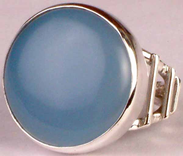 Circular Blue Chalcedony Ring