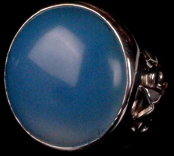 Circular Blue Chalcedony Ring