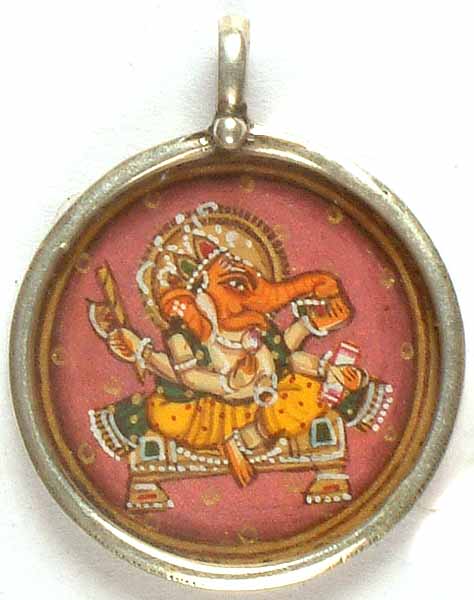 Circular Pendant Of Lord Ganesha