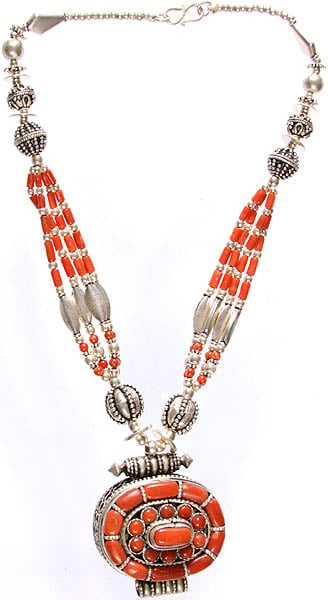Coral Gau Beaded Necklace