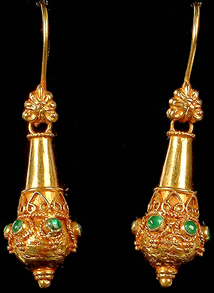 Earrings with Emerald