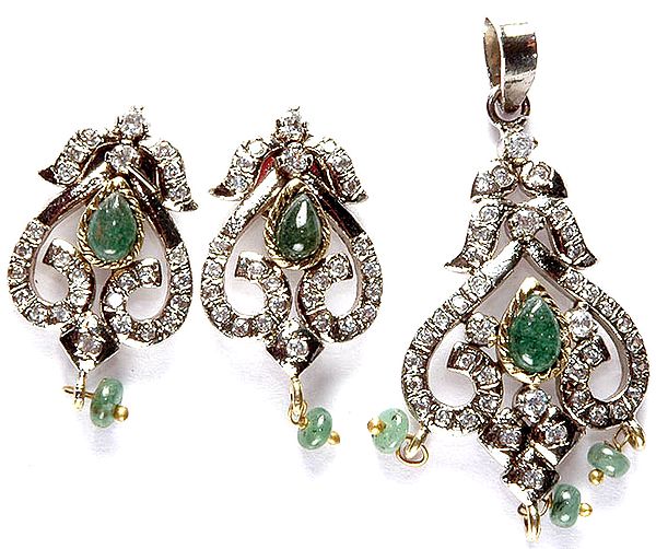 Emerald Pendant with Earrings