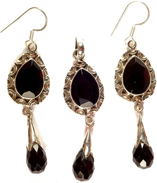 Faceted Black Onyx Pendant with Earrings Set