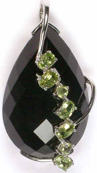 Faceted Black Onyx Tear Drop with Peridot