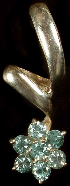 Faceted Blue Topaz Flower Pendant