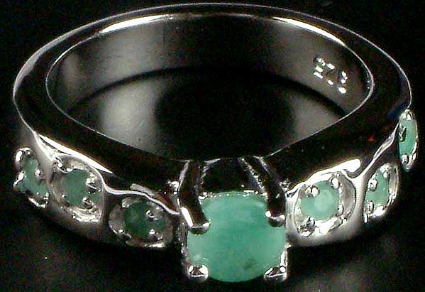 Faceted Emerald Ring