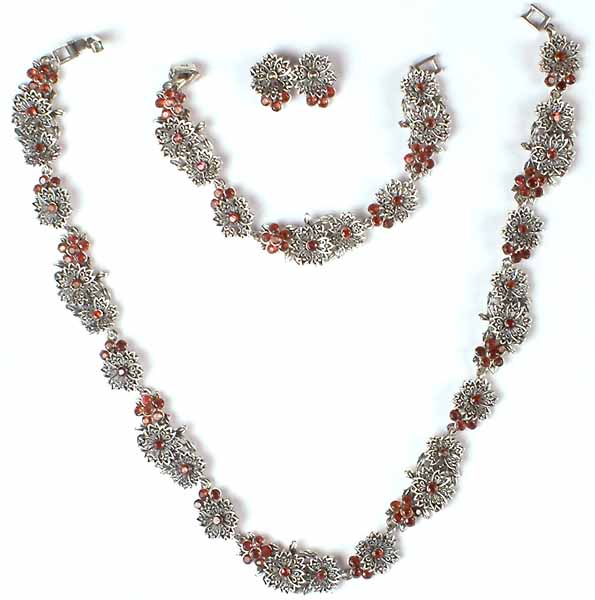Faceted Garnet Floral Necklace, Bracelet & Earrings Set