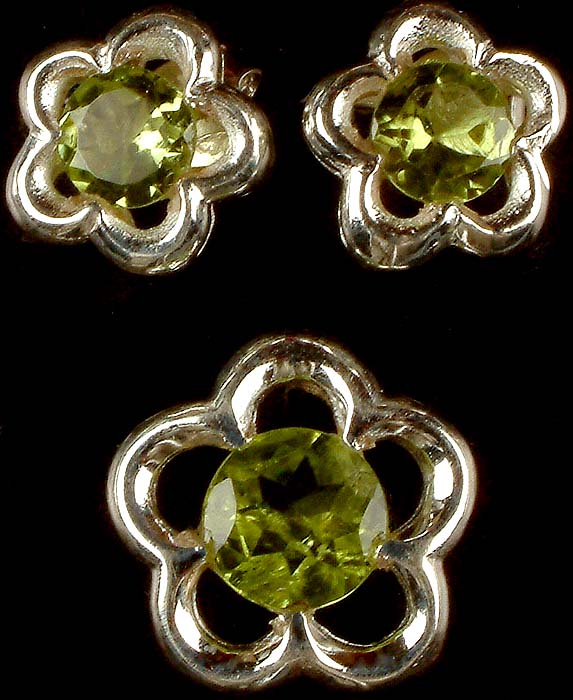 Faceted Peridot Flower Pendant with Matching Earrings Set