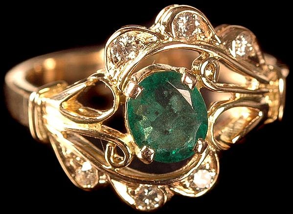 Fine Cut Emerald Ring with Diamonds