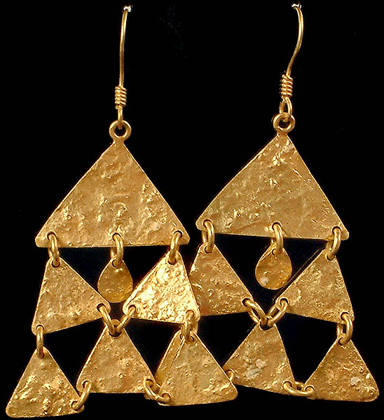 Finely Crafted Designer Earrings