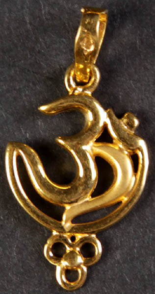 Finely Crafted Om (AUM) Pendant