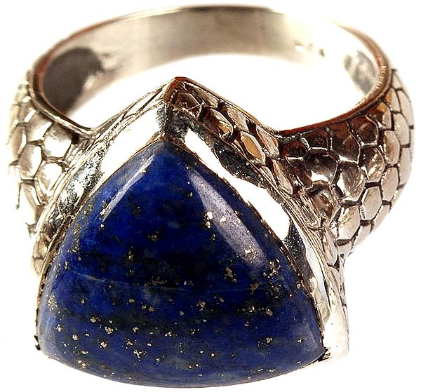 Finger Ring of Lapis Lazuli